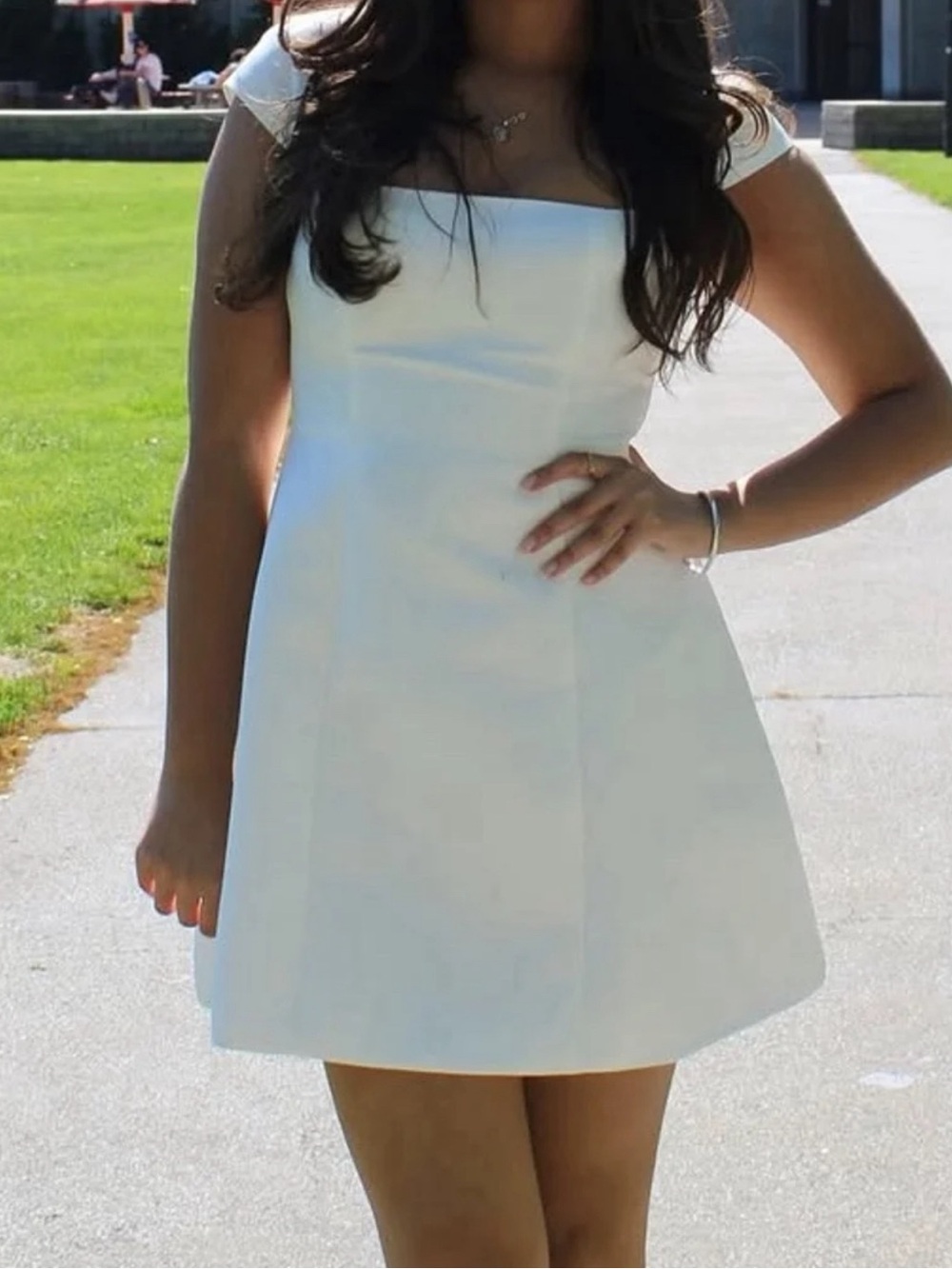 White graduation dress - Picture 7 of 8